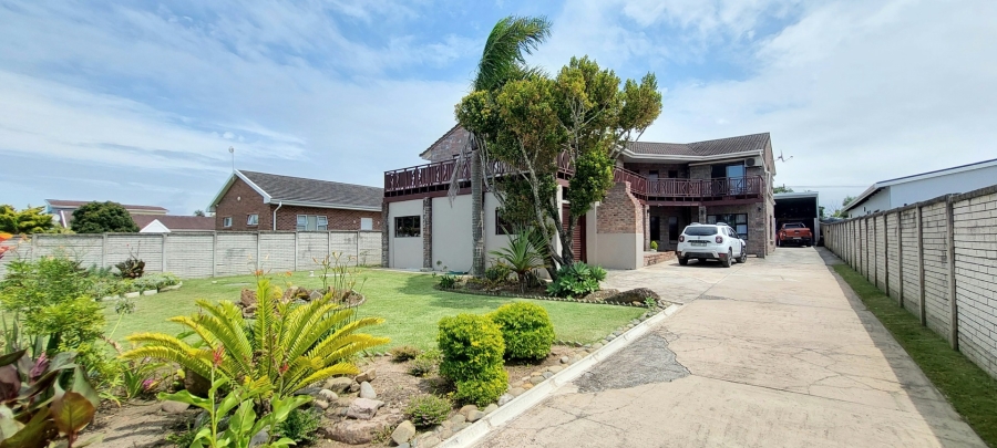 5 Bedroom Property for Sale in Sunrise On Sea Eastern Cape